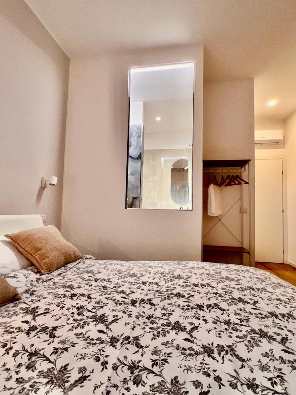 Finella Charming Rooms Bari Exterior foto